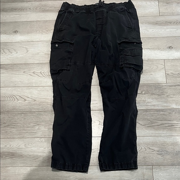 Hollister Other - Hollister Men's Black Cargo Pants with Utility Pockets